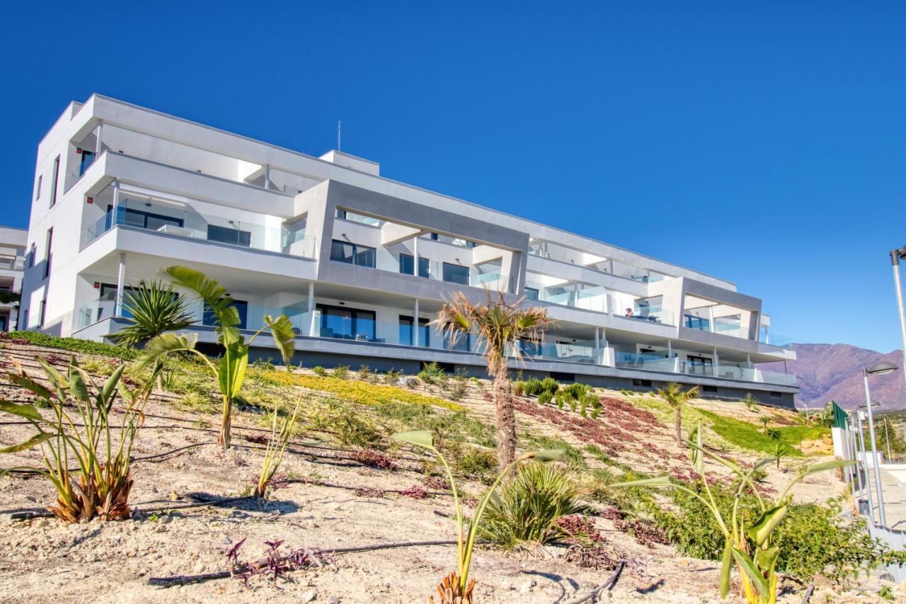 Newly Constructed 2 Bed Apartment With Sea Views Casares Exterior foto